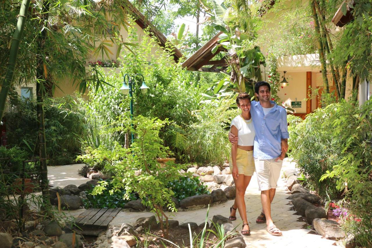 Vitrage Holiday Village And Spa Beit Hillel Esterno foto